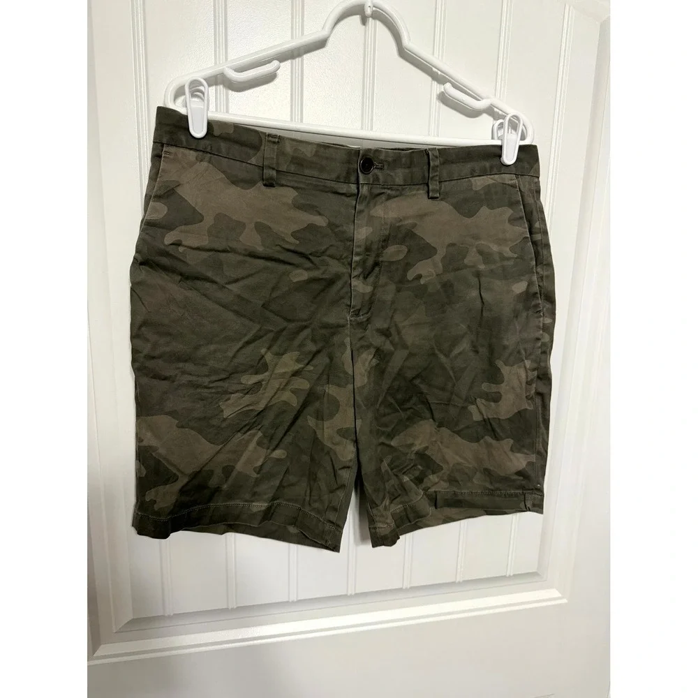 Banana Republic Aiden Short Mens 34 Green Camo Slim Fit Stretch Chino 6385
